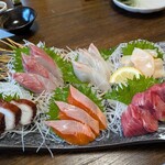 まいもんや かっぱ - 刺し身の盛り合わせ