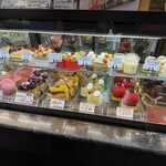 パティスリーヨシノリアサミ - ショーケース右