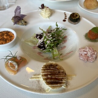 レストラン クリュディテ_0