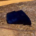 すし屋のさい藤 - 分かりづらいですが、ナスの漬物です( ´ ▽ ` )