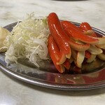 居酒屋 母ちゃん家 - 赤ウインナー