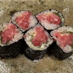 神田錦町 鮨たか晴 - トロタク巻き