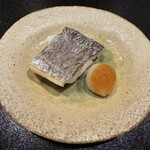 神田錦町 鮨たか晴 - 太刀魚焼物