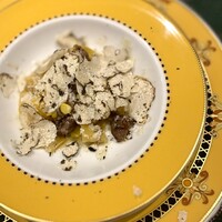 SALONE 2007 - 【パッパルデッレ　仔羊　サンキスドファーム　玉蜀黍】  ★たっぷりのサマートリュフを掛けて頂きました。（追加料金）