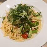 カプリチョーザ トマト＆ガーリック - 九条ネギたっぷりのペペロンチーノ