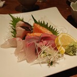 うまいもん とれとれ市場 - 造り５種盛り