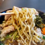 麺屋　たか - 平打ち中麺！平打ち麺も月初週の限定麺、細、中、太から毎月2種類！