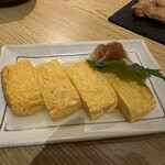 炭火焼き ひとてま - 出汁巻き卵750円