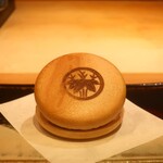 鮨 しみづ - 自家製最中