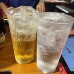 炭火焼肉ぐら - まるで梅酒ソーダ割り¥495とシークワーサーサワー¥605で乾杯♪(*^^)o∀*∀o(^^*)♪