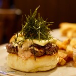 HYOE'S BURGERS + FRIES - 