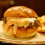 HYOE'S BURGERS + FRIES - 