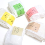 御菓子司 俵屋吉富 - 料理写真:季 俵もなか '14 9月上旬