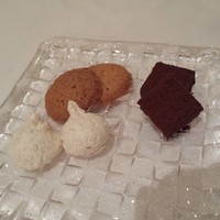 サーラ アマービレ - 