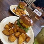 Burger & Smile Maker's - 