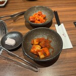 清江苑 - カクテキと山芋キムチ