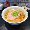 豚一頭清湯麺