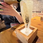 伊樽飯酒場バルバル - こぼれスパークリング