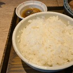 恵比寿 土鍋炊ごはん なかよし - そしてとどめは、ご飯がめっちゃうま〜〜＼(^o^)／　兄ぃの１杯目、大盛り〜