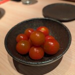 鉄板焼 六 - 冷やしトマト