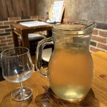 伊樽飯酒場バルバル - ガブのみワイン　白