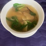 赤坂 四川飯店 - 鶏肉と野菜のスープ