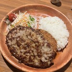 びっくりドンキー - 料理写真:メンチカツ&ハンバーグディッシュL