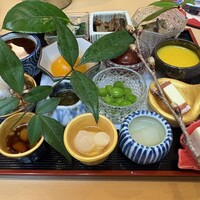 季節料理 姿 -  季節料理 姿 -