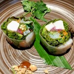 Madam My modern thai vietnamese - 生春巻き、ナンプラーやスイートチリソースを加えて