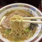 豚珍軒 - ストレート細麺