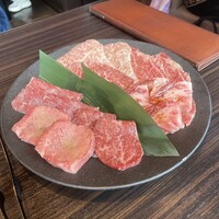 焼肉うしごろ 銀座並木通り店 - 