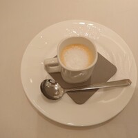 ル・シュバリエ - ウニとスクランブルエッグのスープ