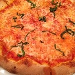 Bistro Milano - マルゲリータピザ