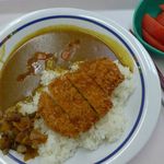 岩手大学生協 - カツカレー（中）＆冷やしトマト