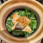 炭火とうまいもん 暁 - 鮭といくらの釜飯
