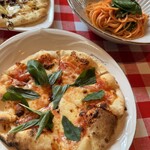 イタリア食堂 TOKUBEI - チェリートマトモッツァレラピザ