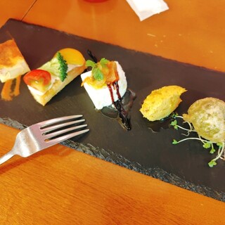 オステリア ヴィバーチェ_0