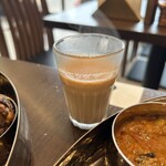 MAK's Dining - 雨の日サービスのチャイ