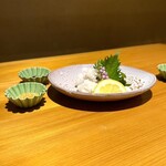 いざかや しん - タレを2種類(梅肉・酢味噌)ご用意頂きました！流石です(o^^o)