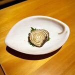 いざかや しん - クリームチーズいぶりがっこ巻きです(o^^o)