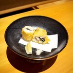 いざかや しん - 鱧大葉巻き天ぷらです(o^^o)