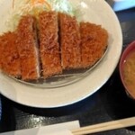 かつQ - ロースかつ定食・中。
