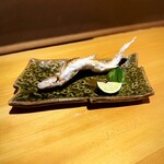 いざかや しん - 旬の鮎塩焼きは私の大好物です(o^^o)