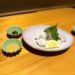 いざかや しん - 鱧湯引きです(o^^o)