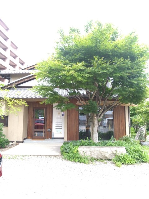 瓦山 bakery&cafe 台原｜仙台のベーカリーカフェ