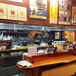 ラーメンハウス新治 - 店内２