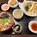 中国山地蕎麦工房 ふなつ - 天ぷら割子そば