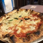 ラ・ピッコラ・ターヴォラ - 