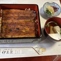 鰻割烹 伊豆栄 不忍亭 - 