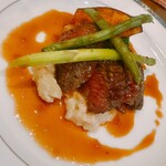 ビストロ アン ファミーユ - 和牛サガリのステーキ